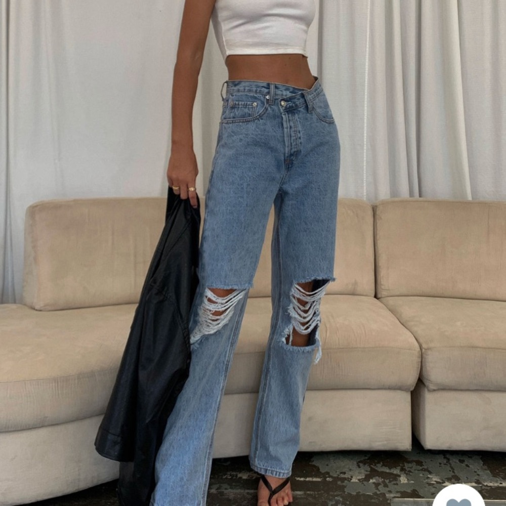 Princess Polly Holly Asymmetric Ripped Leg Jeans Light Wash Denim